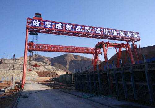 門(mén)式起重機(jī)常見(jiàn)的4種類(lèi)型及組成部分