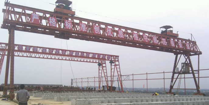 架橋建路用的T型梁造價要多少？提梁機該怎么選擇？價格是多少呢？